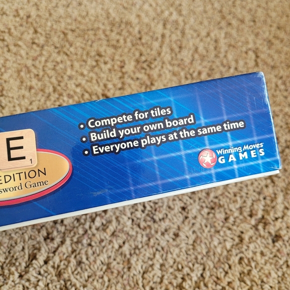 Scrabble ME Crossword Edition Word Board Game 2007 Hasbro Complete w/ Box - Picture 6 of 6